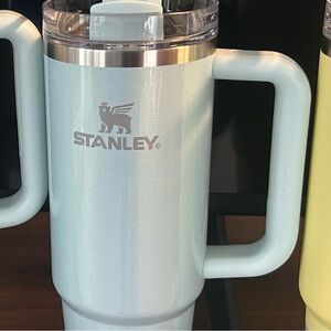 Stanley 30oz Blueberry Milk Quencher Tumbler 🫐 NWT